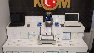 Resmî belgede sahtecilik yapan 2 kişi gözaltına alındı