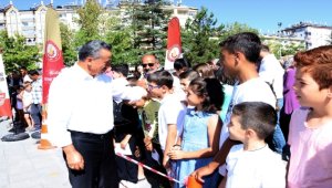 Seydişehir'de "Güle Oynaya Camiye Gel Projesinde" çocuklar bisikletlerine kavuştu