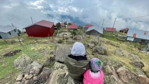Sis altındaki Batı Karadeniz yaylaları sonbaharda da ziyaretçilerini ağırlıyor