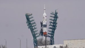 Soyuz MS-22 ile iki Rus ve bir Amerikan astronotu uzaya gönderildi