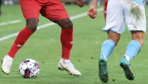 Süper Lig kulüpleri, transfer döneminde 237 futbolcu aldı