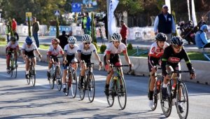 Türkiye Bisiklet Şampiyonası 7. Etap Puanlı Yol Yarışları kriteryum etaplarıyla sürüyor