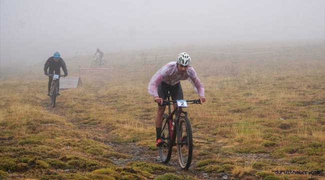 Uluslararası Erciyes MTB Cup Dağ Bisikleti Yarışları'nın üçüncü etabı koşuldu