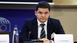 Yunanistan'daki skandalda dinlenen gazeteci böyle olayların süreceğini söyledi