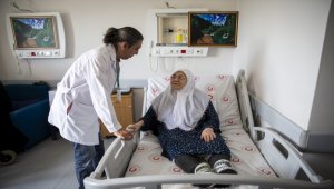 101 yaşındaki Leyla nineden uzun ve sağlıklı yaşamın sırları