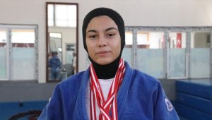 Avrupa şampiyonu Rabia'nın gözü dünya şampiyonluğunda