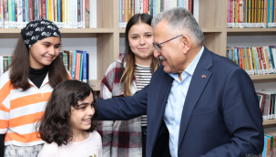 Başkan Büyükkılıç, Erkilet Kütüphanesi'nde gençlerle buluştu