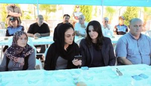 Cumhurbaşkanı Erdoğan, Mersin'de şehit olan polisin eşiyle telefonda görüştü