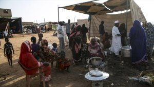 Güney Sudan'da seller yüz binlerce kişiyi evinden etti