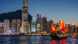 Hong Kong 500 bin bedava uçak bileti dağıtacak