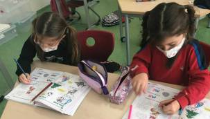 İlkokul, ortaokul, lise ve üniversite öğrencilerini kapsayan açıklama yapıldı! Devlet öğrencilere 1.611 TL ödeme yapıyor! Ödemeler hesaplara yatırıldı