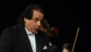 İranlı orkestra şefi Rahbari, CRR orkestrasını yönetecek
