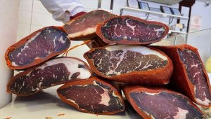 Kayseri ile Kastamonu'nun iddialı olduğu lezzet: Pastırma