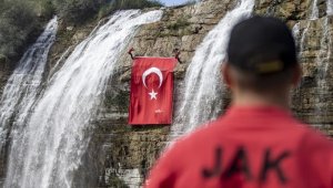 Komandolardan Cumhuriyetin 99. yılında 'Her yerdeyiz' mesajı