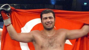 Milli boksör Sinan Şamil Sam'ın ölümünün üzerinden 7 yıl geçti