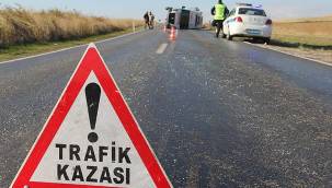 Saadet Partilileri taşıyan minibüs devrildi: 8 yaralı