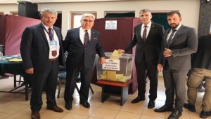 Sivas Ticaret Borsasının yeni başkanı Hayrullah Karakaya oldu