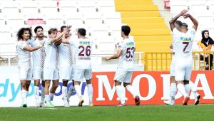 Sivasspor evinde kaybetti