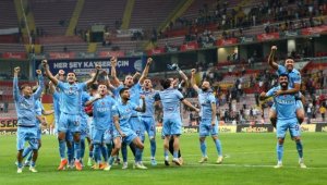 Trabzonspor 3 puana ikinci yarıda uzandı