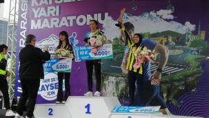 Uluslararası Kayseri Yarı Maratonunun kazananları belli oldu