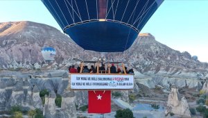 Yerli sıcak hava balonu, TOGG'u kutlamak için uçtu