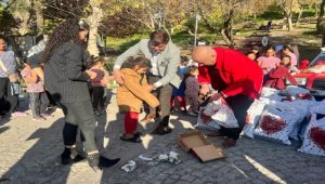 Ankara'da 100 dezavantajlı çocuğa bot ve mont yardımı yapıldı