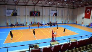 Atıl durumdaki salon yenilendi! Artık 10 bin kişiye spor yapma imkanı veriyor