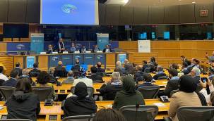 Avrupa Parlamentosu'nda dünyaya çağrı: Soykırımı durdurun!
