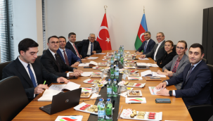 Büyükkılıç, Kayserigaz Yönetim Kurulu Toplantısı'na Katıldı