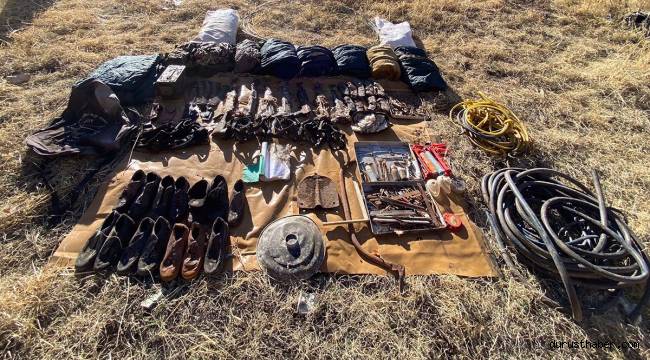 Tunceli'de PKK'ya ağır darbe: 2 sığınak imha edildi, çok sayıda silah ve yaşamsal malzeme ele geçirildi