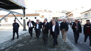 Başkan Büyükkılıç, Bünyan Katı Atık Transfer İstasyonu'nda incelemelerde bulundu 