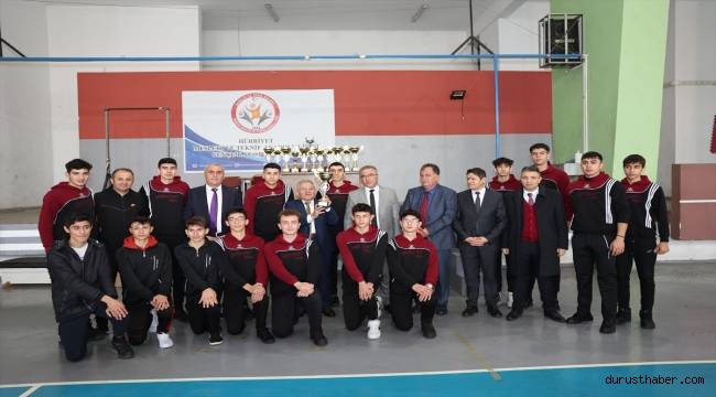 Büyükkılıç "Kariyer Günleri" kapsamında öğrencilerle buluştu
