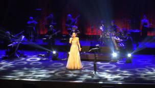 Kayseri’de Candan Erçetin rüzgârı esti