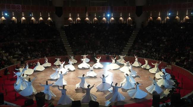 Mevlana Celaleddin-i Rumi, vefatının 749'uncu yılında törenlerle anılıyor