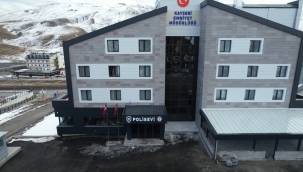 Yapımı tamamlanan Erciyes Polisevi, vatandaşa da otel hizmet verecek