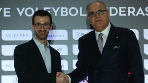 A Milli Kadın Voleybol Takımı'nda Daniele Santarelli dönemi başladı