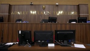 AB'nin yardım paralarını PKK'ya aktarmakla suçlanan dernek üyeleri hakim karşısında