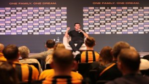 Acun Ilıcalı'nın sahibi olduğu Hull City, deplasmana taraftarlarını ücretsiz olarak götürecek