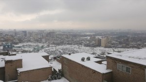 Afganistan'da dondurucu soğuklarda hayatını kaybedenlerin sayısı 157'ye yükseldi