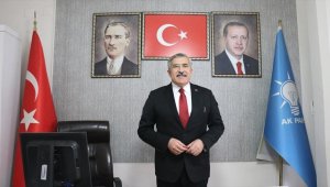 AK Parti'li Yayman "dezenformasyonla mücadele yasası"yla ilgili muhalefetin yaklaşımını eleştirdi