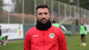 Alanyaspor Teknik Direktörü Farioli: Ligin liderine karşı oynayacağız. Çok organize ve kaliteli bir takım