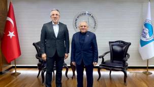 Başkan Büyükkılıç’a Nevşehir Belediye Başkanı Savran’dan Ziyaret