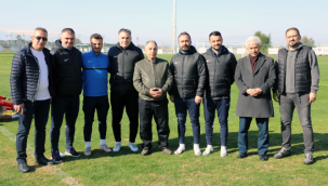 Başkan Yalçın'dan Talasgücü'ne moral ziyareti