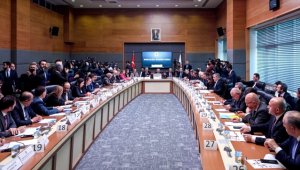 Başörtüsüne yönelik Anayasa değişikliği teklifi, TBMM Anayasa Komisyonunda kabul edildi