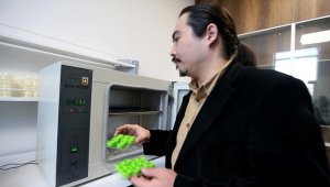 Bursa'da bilim insanları kemik hasarlarının tedavisini kolaylaştıracak proje geliştirdi 