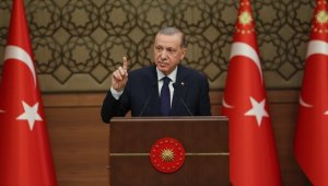 Cumhurbaşkanı Erdoğan: Tevrat'ı koruma kararı alanlar Kur'an-ı Kerim'e karşı terbiyesizliklerini ortaya koyuyorlar