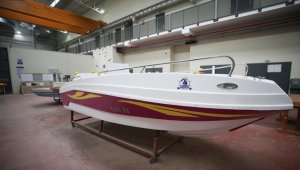 Denizcilik lisesi öğrencileri fiber tekne üretti