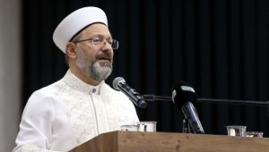 Diyanet İşleri Başkanı Erbaş: İnsanlık düşmanına müsaade eden Danimarka yöneticilerini kınıyorum