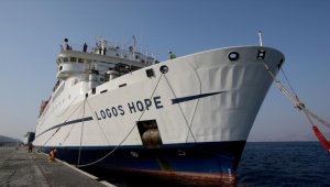 Dünyanın en büyük yüzen kütüphanesi "Logos Hope" Ürdün'de 