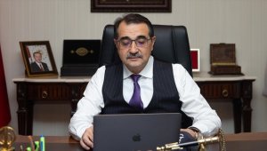 Enerji ve Tabii Kaynaklar Bakanı Dönmez oylamada "TOGG'un ilk yolculuğu"nu seçti